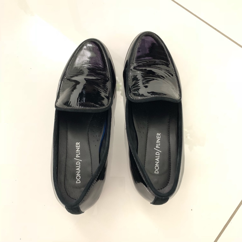 Donald Pliner Platform Loafer Flats Black Leather